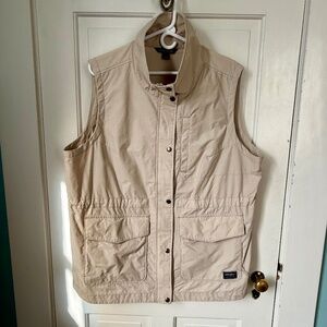 Eddie Bauer Women's Trekker Vest - Khaki (Pumice), 1X, Gently Used